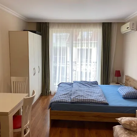 Marvel Deluxe Aparthotel