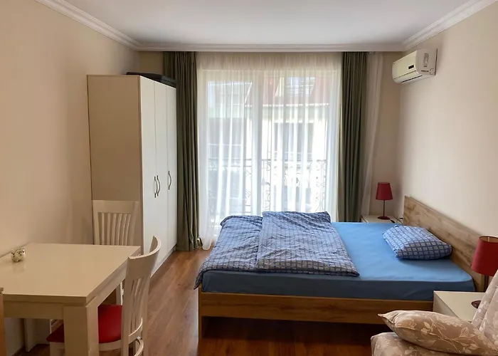 Marvel Deluxe Aparthotel